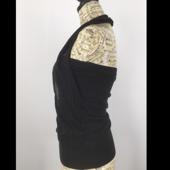 Derek Heart Med. Blue Tube Top/Bare Back - Picture 3 of 8